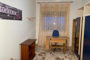 CAMERE SINGOLE ARREDATE PER STUDENTI/LAVORATORI