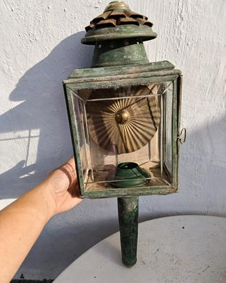 antica lampada carrozza cocchiere