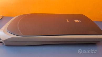 scanner Canon CanoScan D646U