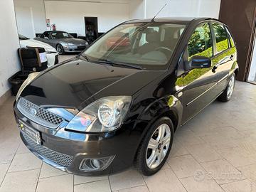 Ford Fiesta 1.2 75CV 5 porte NEOPATENTATI PLUS