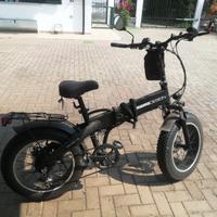 EBYKE pedalata assistita 