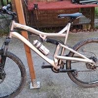 mountain bike BTWIN ROCKRIDER 6.3