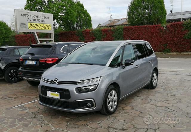 CITROEN Grand C4 SpaceTour.
