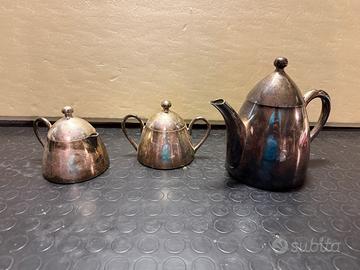 Servizio da tè/caffè vintage in metallo argentato