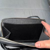 Borsa a tracolla in pelle nera