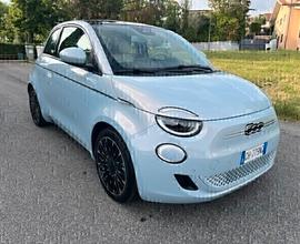 Fiat 500 e La Prima 05/22 KM.7000