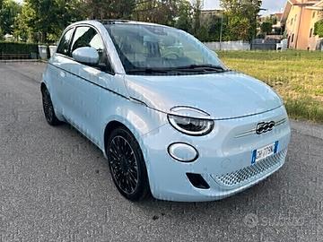 Fiat 500 e La Prima 05/22 KM.7000