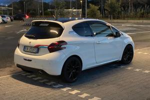 Peugeot 208 1.6 vti 120cv Allure 2012