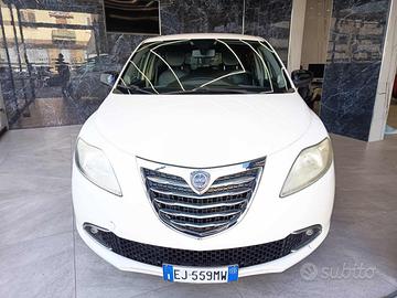 LANCIA Ypsilon 1.3 MJT 75 CV Platino