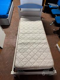 Letto singolo completo di rete e materasso