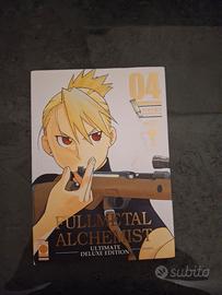 volume 4 di fullmetal alchemist: deluxe edition.