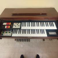 Organo elettronico anni 80