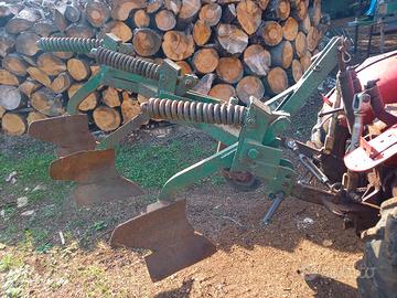 ARATRO 3 VOMERI ATTACCO TRATTORE