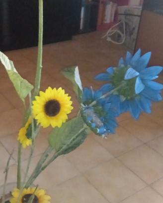 vaso in vetro soffiato con girasoli artificiali