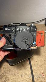 Macchina fotografica vintage anni 80