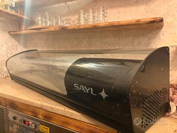 VETRINA CON DOPPIO PIANO REFRIGERATO