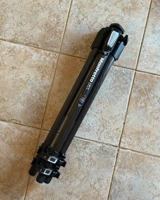 Treppiede Manfrotto 055 in carbonio