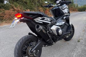 X adv 750