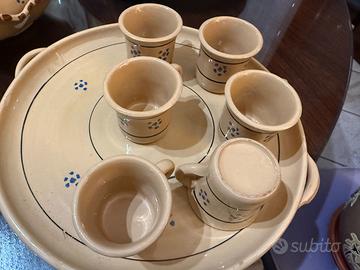 Servizio in ceramica artigianale dipinta a mano