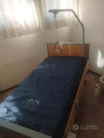 Letto sanitario con materasso anti decubito