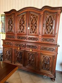 Credenza