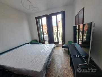 Ultima stanza disponibile - venezia, dorsoduro