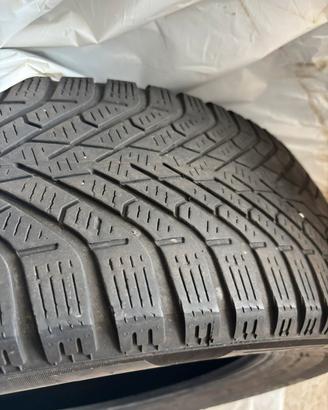 Pneumatici Pirelli