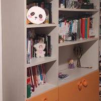 Libreria colori legno chiaro e arancio