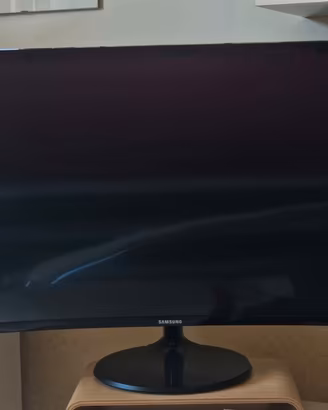 Samsung 32" Curvo Full HD