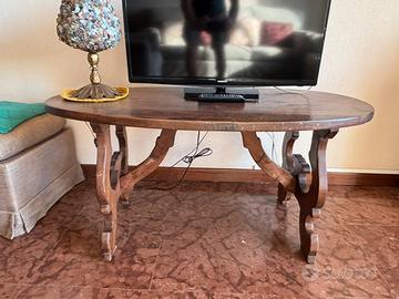 Tavolino porta Tv in legno ovale