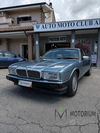 Jaguar Daimler XJ40