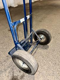 Carrelli nuovi