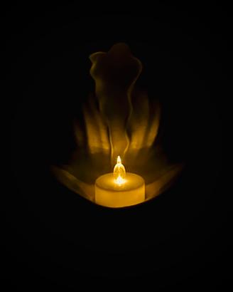 Fantasma di Halloween con Candela Finta