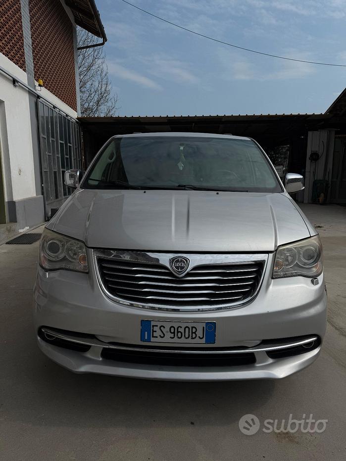 Lancia Voyager