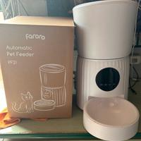 Distributore automatico cibo animali