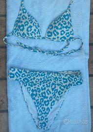 Costume leopardato due pezzi