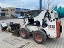 minipala-bobcat-s250-2-speed-con-fresa-e-benna-mis