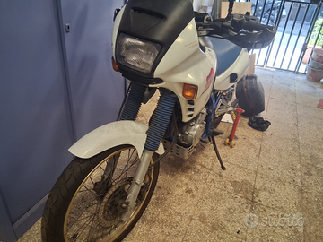 Honda nx 650 dominator