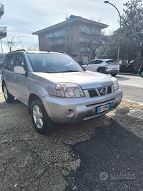 Nissan X trail 2.2 4x4