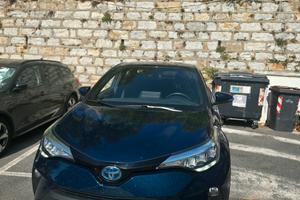 Toyota  Chr 2023 