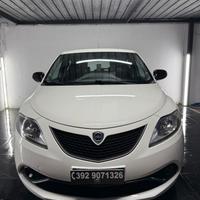 Lancia Ypsilon 1.2 69 CV 5 porte GPL Ecochic Plati