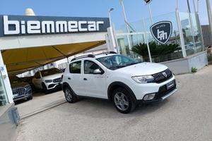 DACIA Sandero Streetway 1.0 TCe 100 CV ECO-G Com