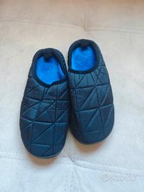 Calde e confortevoli pantofole unisex nuove 38-39