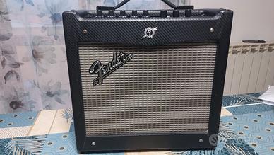Amplificatore Fender Mustang 1