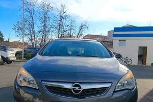 opel astra 1.7 diesel  2012