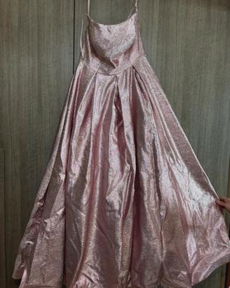 Vestito da cerimonia ampio