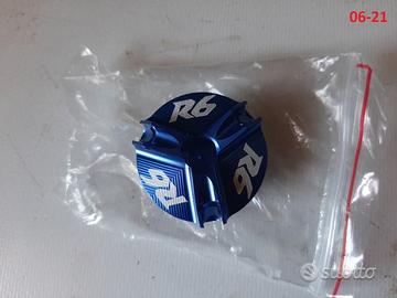TAPPO OLiO IN ERGAL YAMAHA R6 TUTTI I MODELLI