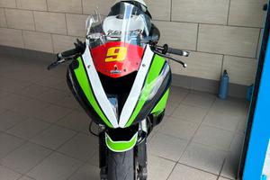Kawasaki zx6r solo pista