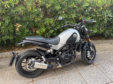 Benelli Leoncino 500