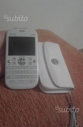 Cellulare NGM Vanity Qwerty Dual Sim Swarovski